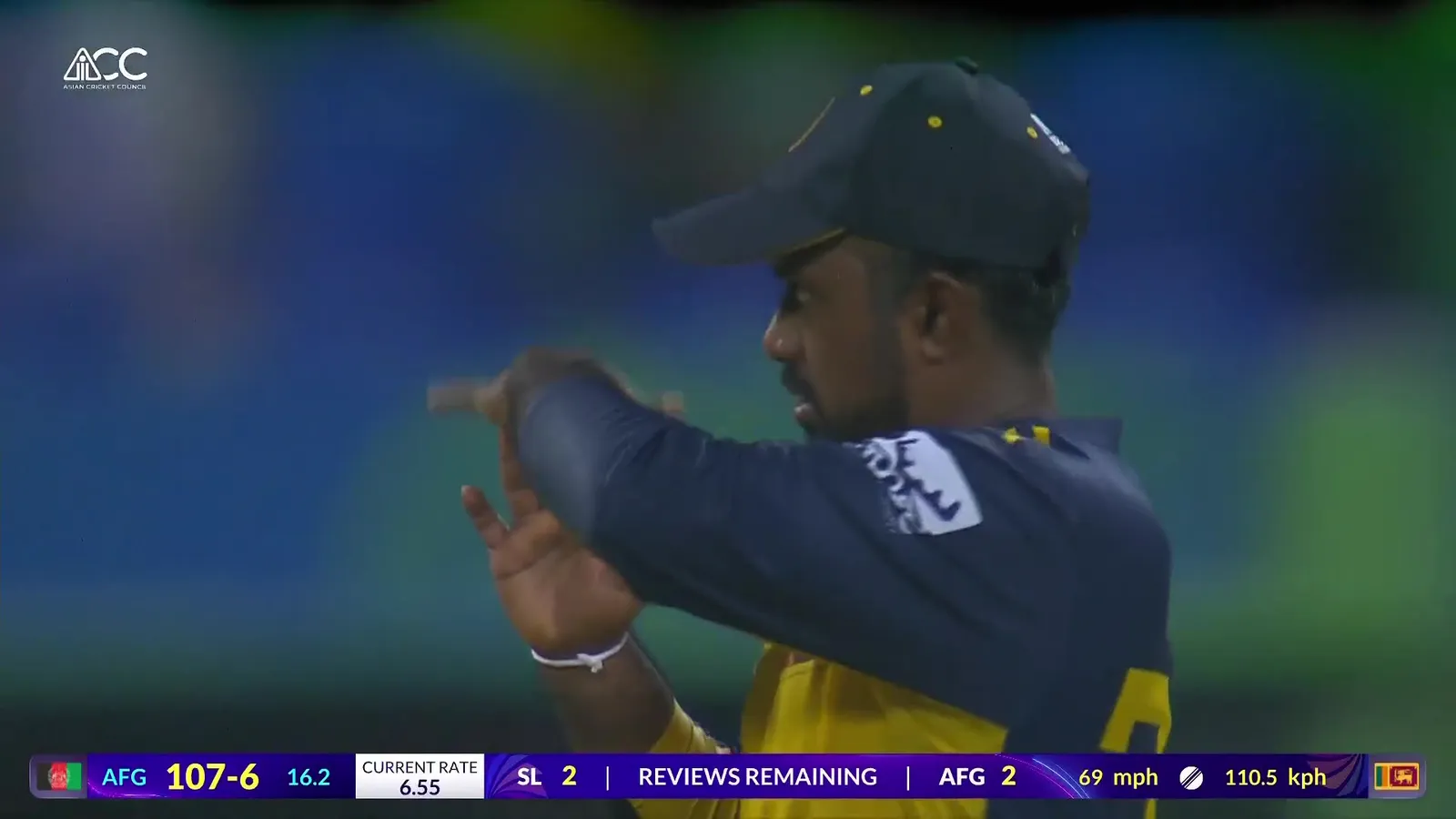 DRS! Rashid Survives As Inside Edge Counts In His Favor | Airtel ...