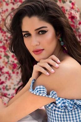 Izabelle Leite Movies Shows And Bio Airtel Xstream As a model, she has promoted lakme beauty she also appeared in the music video of lahore with guru randhawa. izabelle leite movies shows and bio